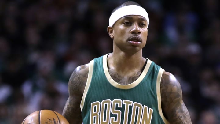 Isaiah Thomas plays vs. Bulls after sister's death in car accident