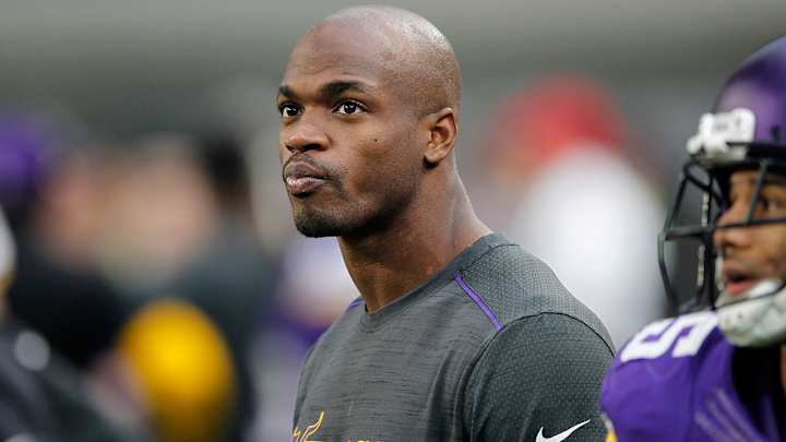 Adrian Peterson says he is signing with Saints