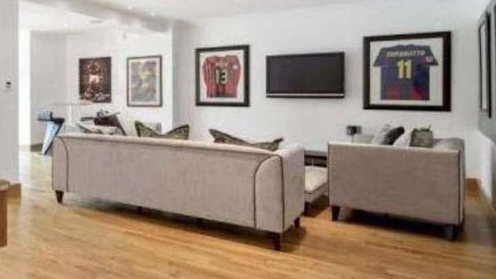 PHOTOS: Sunderland's Aiden McGeady Puts £1m House Up for Sale as He Swaps Scotland for Wearside