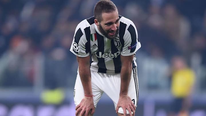 PHOTO: Fans Shame 'Overweight' Juventus Striker Gonzalo Higuain Following Topless Photo