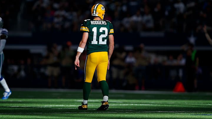 Aaron Rodgers Injury Impacts Green Bay Businesses, Ticket Retail Value Down