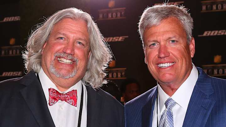 After bar fight, everyone wants to see Rex and Rob Ryan in the WWE