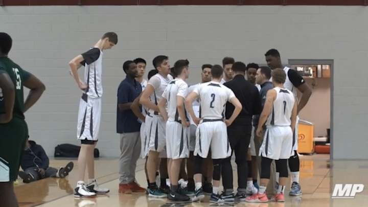 Watch: 7-foot-7 freshman Robert Bobroczky makes varsity basketball debut