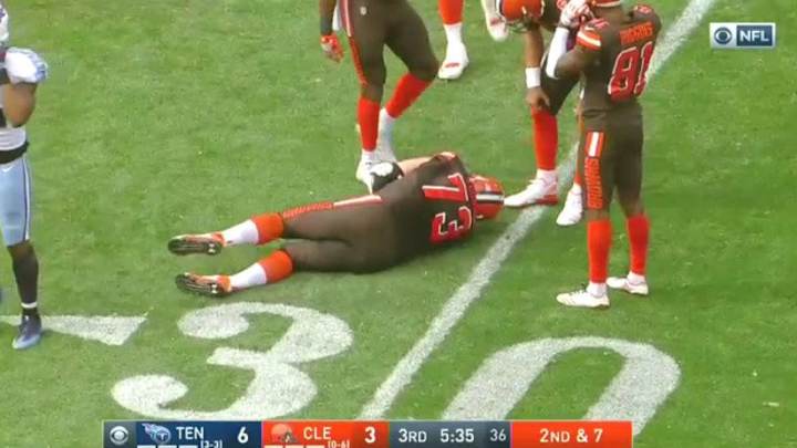 Week 7 Injury Roundup: Joe Thomas Suffers Triceps Injury Week 7 Injury Roundup: Joe Thomas Suffers Triceps Injury