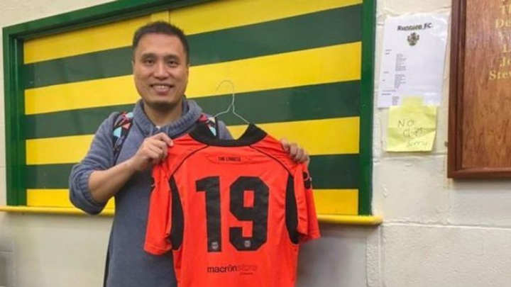 Football Manager Fan Makes Incredible Journey from China to Visit Runcorn FC After Managing Club