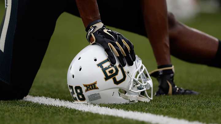 Baylor moves to dismiss lawsuit alleging 52 rapes by 31 football players