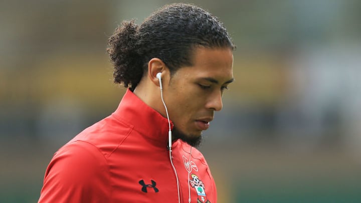 Virgil Van Dijk Close to £50m Gunners Move After Meeting With Arsenal Officials Virgil Van Dijk Close to £50m Gunners Move After Meeting With Arsenal Officials
