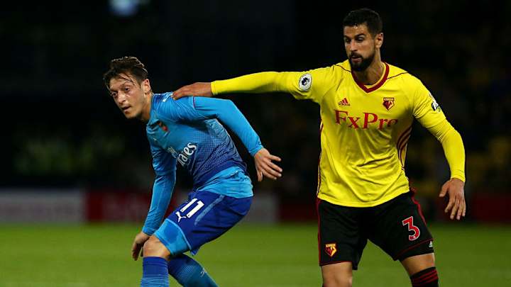 Mesut Ozil Sends Message on Social Media Amid Man United Rumors
