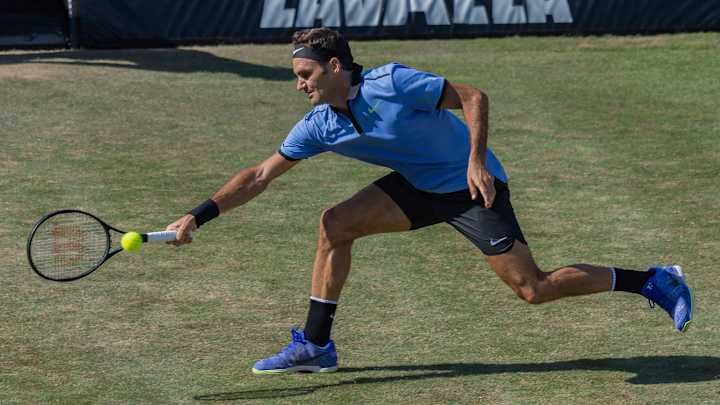 Roger Federer comeback halted by Tommy Haas in Stuttgart