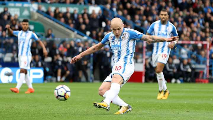 Young Huddersfield Town Fan Goes Viral After Penciling Letter Asking to Give £5 to Aaron Mooy Young Huddersfield Town Fan Goes Viral After Penciling Letter Asking to Give £5 to Aaron Mooy