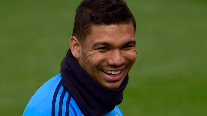 Real Madrid Midfielder Casemiro Cheekily Weighs in on International Teammate Neymar's Transfer Saga Real Madrid Midfielder Casemiro Cheekily Weighs in on International Teammate Neymar's Transfer Saga