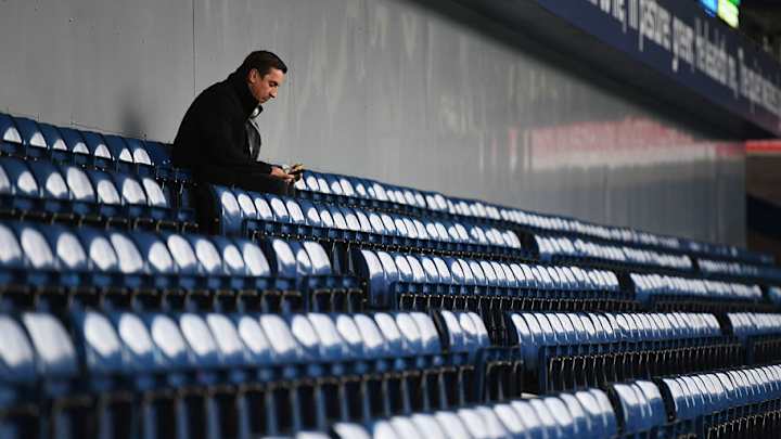 Gary Neville Trades Coaching Role to Open Up University With Fellow Class of '92 Legends