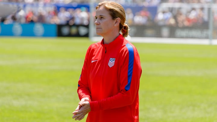 Ellis omits Rapinoe, Ohai for USWNT's SheBelieves Cup roster Ellis omits Rapinoe, Ohai for USWNT's SheBelieves Cup roster