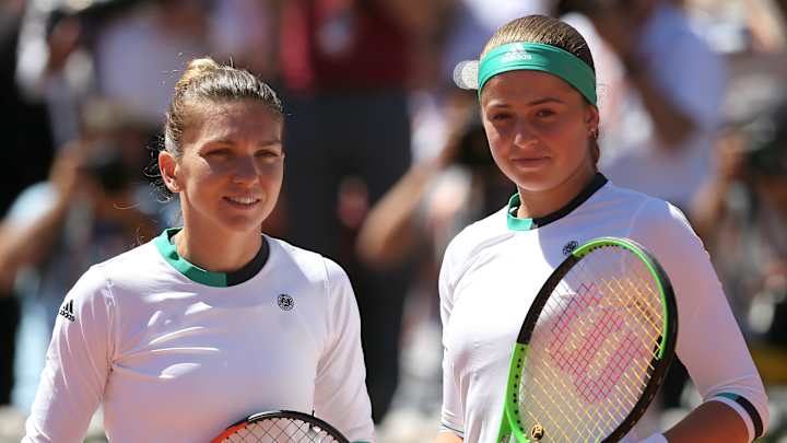 The Latest: Halep playing Ostapenko in French Open final
