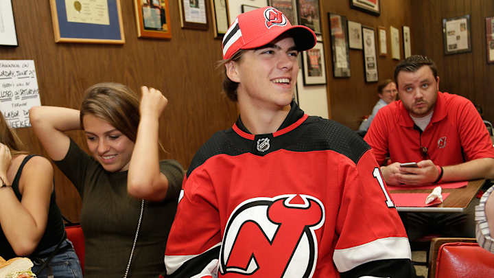 New Jersey Devils putting no pressure on Nico Hischier