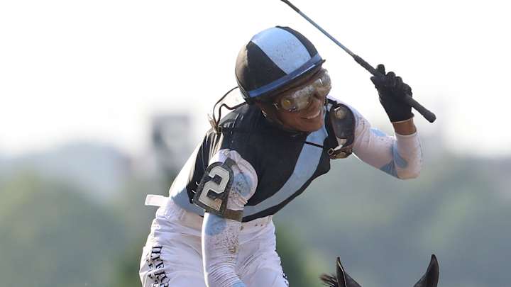 Tapwrit rallies in stretch to win Belmont Stakes