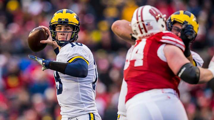 Michigan Quarterback Brandon Peters Leaves Wisconsin Game With Injury Michigan Quarterback Brandon Peters Leaves Wisconsin Game With Injury
