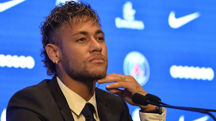 Neymar Responds to Luis Figo Comparisons During Press Conference Following Move to PSG Neymar Responds to Luis Figo Comparisons During Press Conference Following Move to PSG