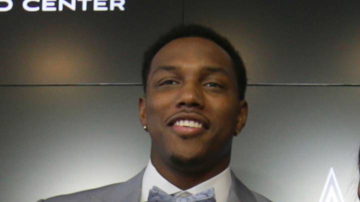 2017 NFL first-round pick signings tracker 2017 NFL first-round pick signings tracker