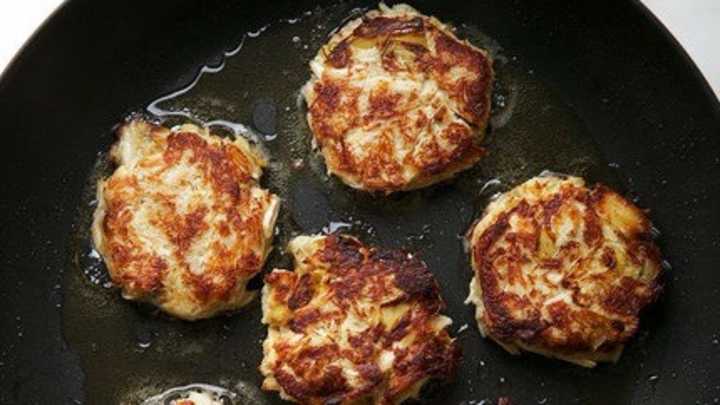Artichoke Crab Cakes