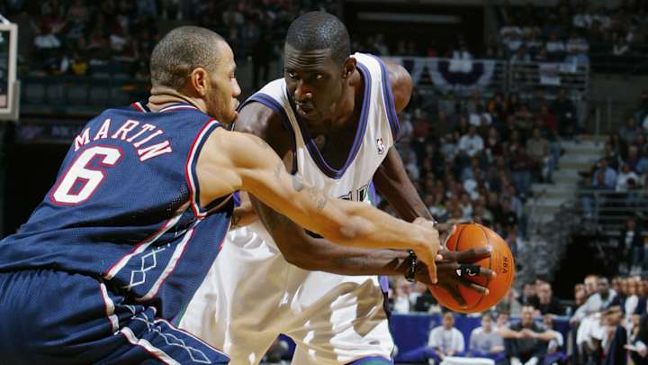 Well, 50 Cent says Kenyon Martin and Tim Thomas are going to fight on his boxing card