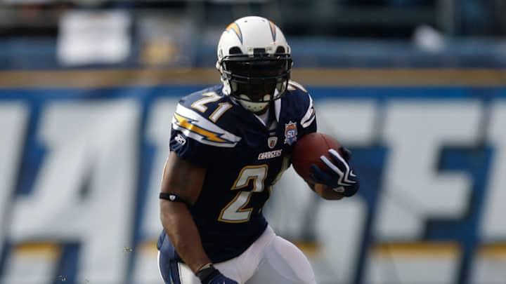 LaDainian Tomlinson, Kurt Warner lead 2017 Pro Football Hall of Fame class LaDainian Tomlinson, Kurt Warner lead 2017 Pro Football Hall of Fame class