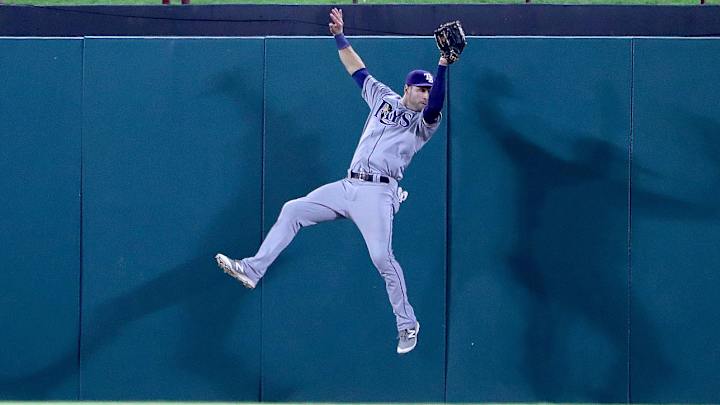 Tampa Bay Rays: Kevin Kiermaier's Spider-Man impression