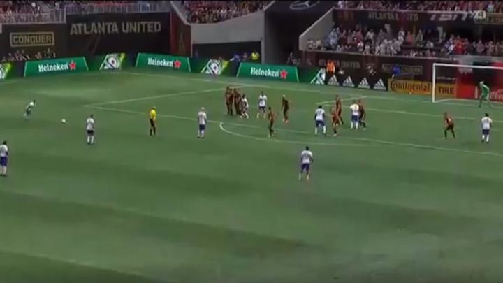 WATCH: Sebastian Giovinco Enjoys an On-Pitch Beer, Scores on Sensational Free Kick