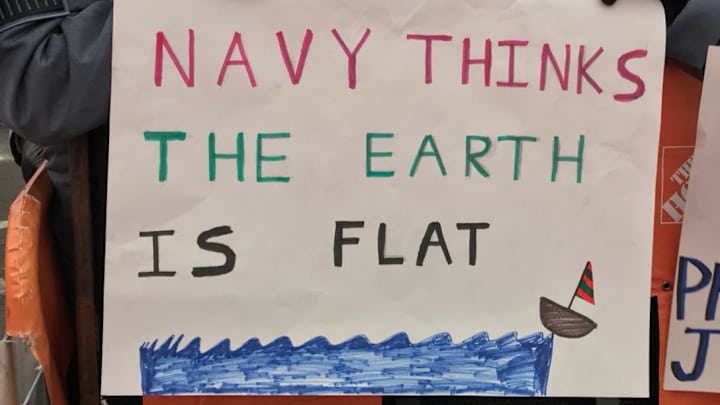 Best College GameDay Signs From Army vs. Navy