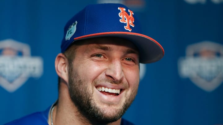 Tim Tebow looks predictably overmatched in hype-filled spring debut for Mets Tim Tebow looks predictably overmatched in hype-filled spring debut for Mets