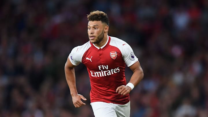 Liverpool Leapfrog Chelsea in Tug-of-War for £35m-Rated Arsenal Contract Rebel Oxlade-Chamberlain
