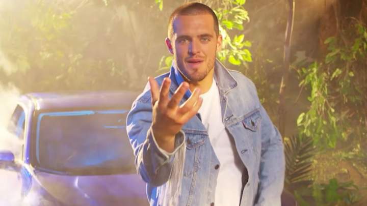 What Should We Make of Derek Carr’s Music Video? What Should We Make of Derek Carr’s Music Video?