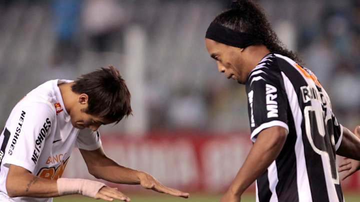 Ronaldinho Names the Player He Thinks Can Replace Neymar at Barcelona Ronaldinho Names the Player He Thinks Can Replace Neymar at Barcelona