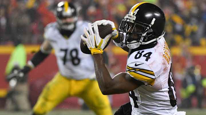 Antonio Brown apologizes for locker room video Antonio Brown apologizes for locker room video