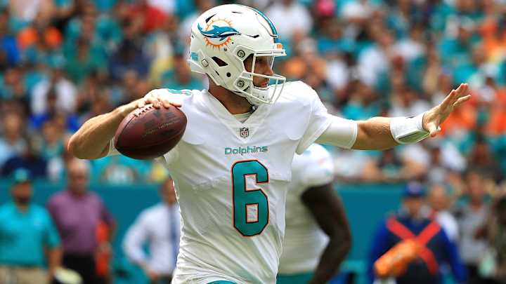 Report: Jay Cutler Could Be Out Two to Three Weeks With Cracked Ribs Report: Jay Cutler Could Be Out Two to Three Weeks With Cracked Ribs