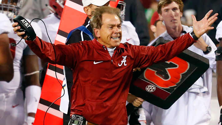 Week 11's Top 10: Nobody's Perfect, but Alabama Is the Closest Week 11's Top 10: Nobody's Perfect, but Alabama Is the Closest