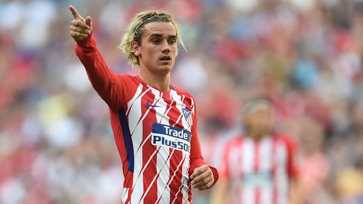 Antoine Griezmann's Comments on Twitter Perhaps Hint He Regrets Not Joining Man Utd Antoine Griezmann's Comments on Twitter Perhaps Hint He Regrets Not Joining Man Utd