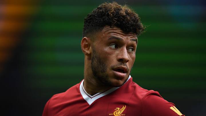 Liverpool Star Oxlade-Chamberlain Accused of Misplaced Loyalty After Being Snapped in Arsenal Gear