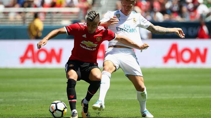 VIDEO: Man Utd Fans Go Wild for Andreas Pereira's Corners in Pre-Season Friendly