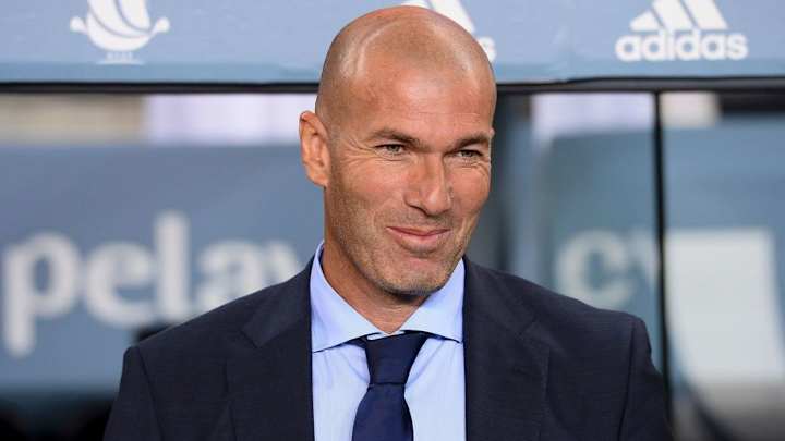 Report: Zinedine Zidane Agrees to Sign New Real Madrid Contract Through 2020