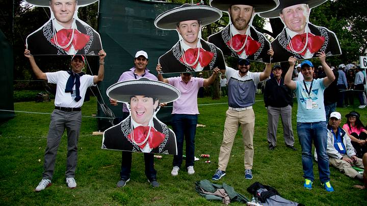 Johnson wins in Mexico in debut as No. 1 player in the world