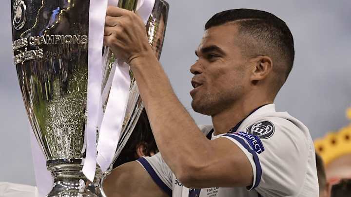 SENTIMIENTO BLANCO | El zasca del hijo de Juanito al padre de Pepe por criticar al Real Madrid
