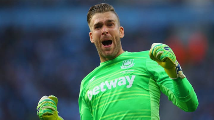 West Ham Keeper Adrian Targeted by Newcastle in Swap Deal With Karl Darlow