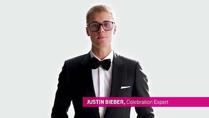Watch: Justin Bieber, Gronk and T.O. star in T-Mobile Super Bowl ad