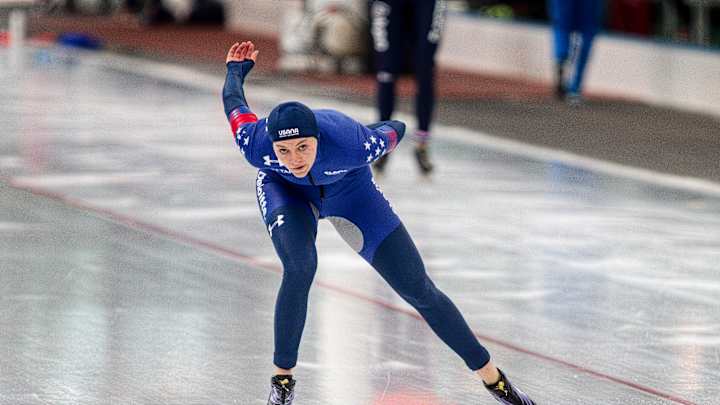 Bergsma wins speed skating overall World Cup trophy
