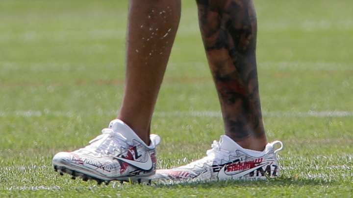Odell Beckham Jr.’s new cleats tell media critics to be quiet