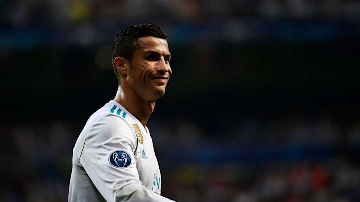Top 10 Dribblers on FIFA 18 Revealed as Cristiano Ronaldo's Inclusion Sparks Conflict on Twitter Top 10 Dribblers on FIFA 18 Revealed as Cristiano Ronaldo's Inclusion Sparks Conflict on Twitter