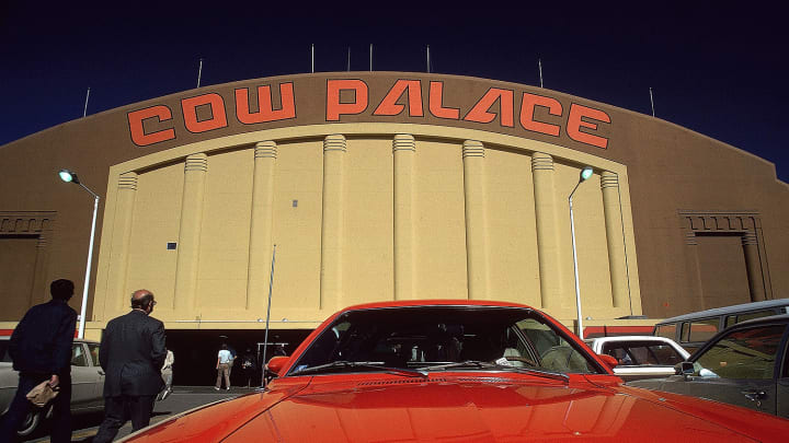 SI Vault: 1975 Warriors by Walter Iooss Jr.