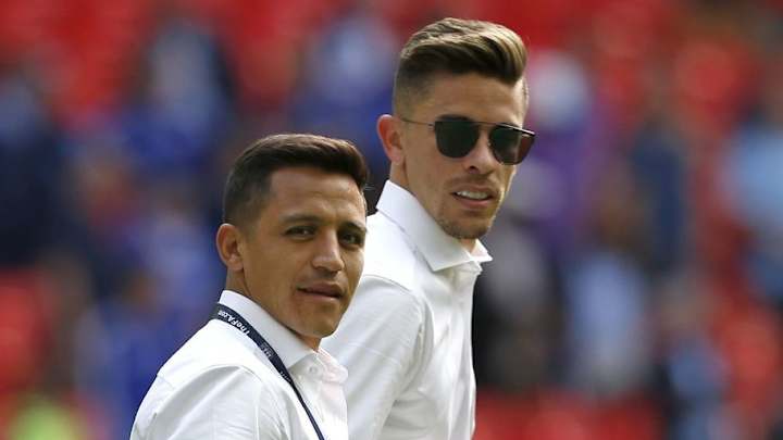 Alexis Sanchez Fuels Transfer Speculation by 'Forgetting' to Turn Off Twitter Location Settings Alexis Sanchez Fuels Transfer Speculation by 'Forgetting' to Turn Off Twitter Location Settings
