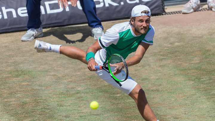 Lucas Pouille beats Feliciano Lopez to win Stuttgart Open